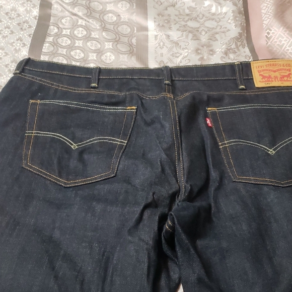 Jeans - Picture 2 of 4